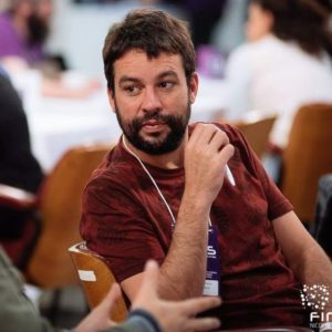 KLAUSS PEREIRA